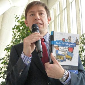 短信验证码轰炸平台